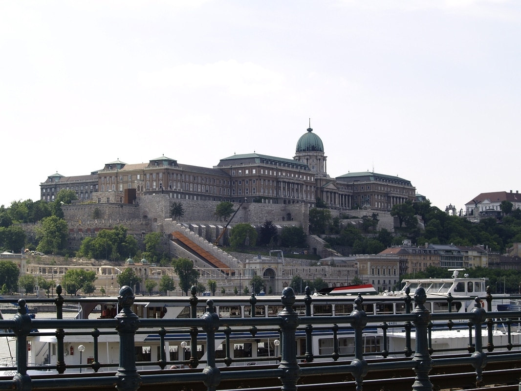 Budapest self guided walking tour: Buda Castle