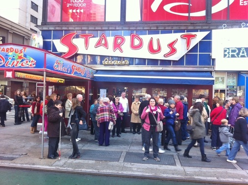 Ellen's Stardust Diner New York City Broadway TurnipseedTravel.com