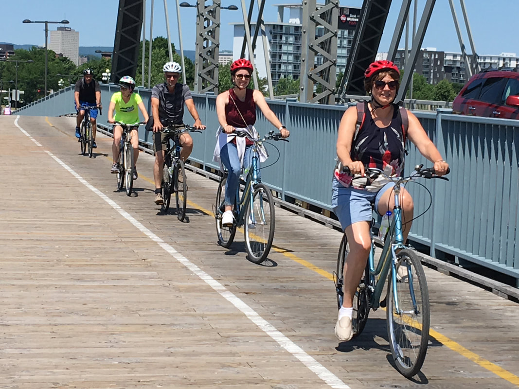 Biking in Ottawa: Four cyclists cross the inter-provincial bridgePicture