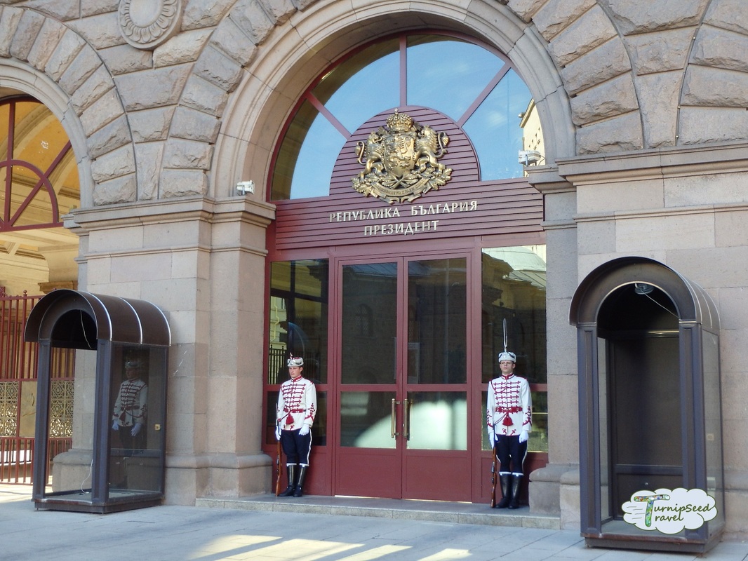 Soldiers on guard at the Presidential Palace.