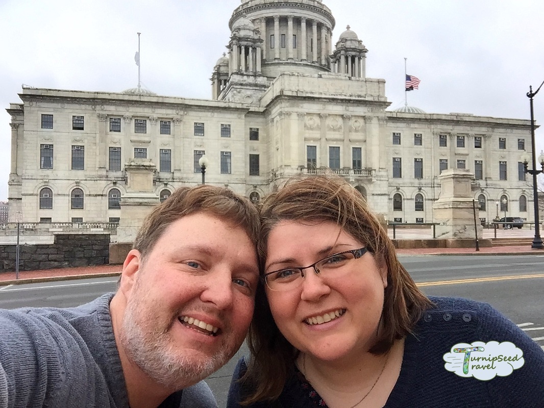 Budget travel in Providence, Rhode Island: Posing for a selfie in front of the state house