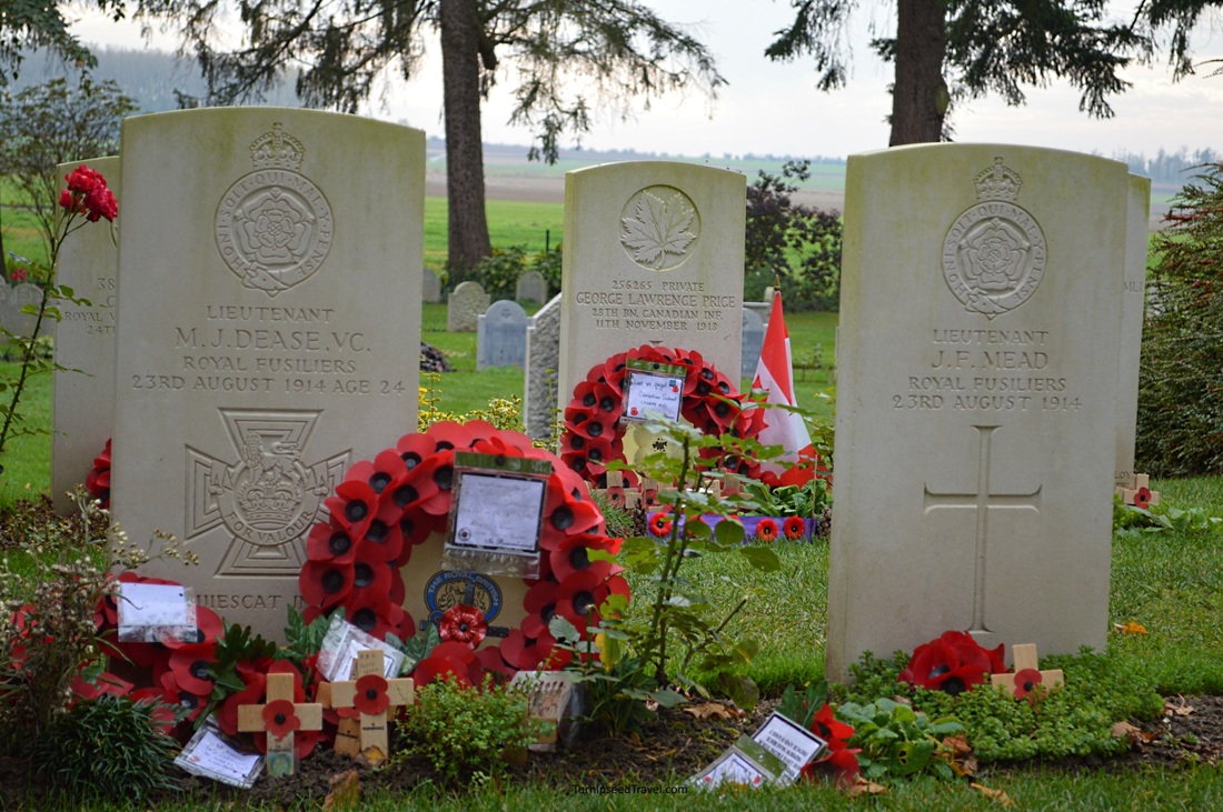 Headstones of George Price and other soldiers.
