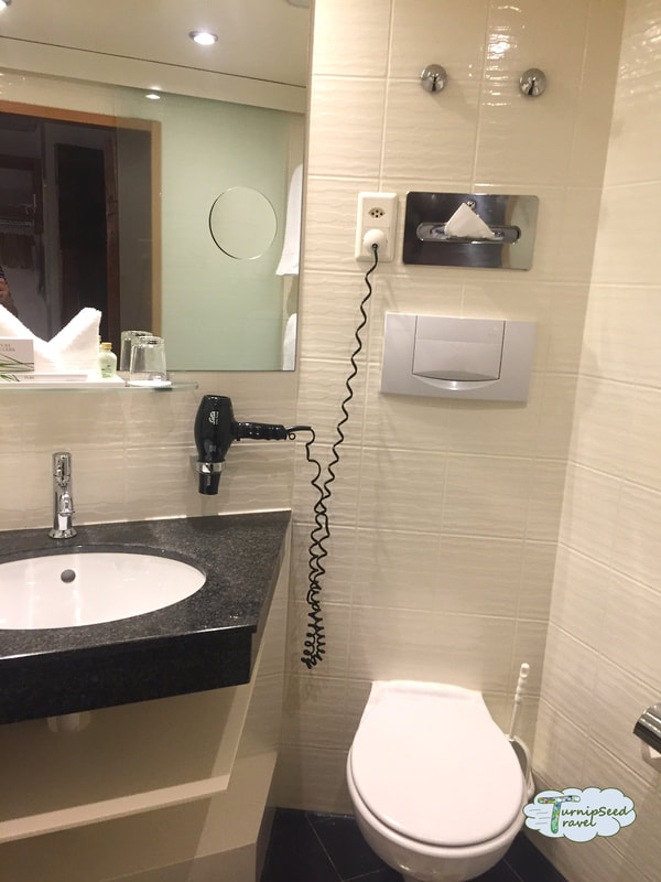 Where to stay in Zurich bathroom