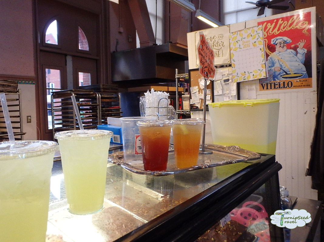 Market booth with ice tea and lemonade to go at the Eastern Market in Washington DC Picture