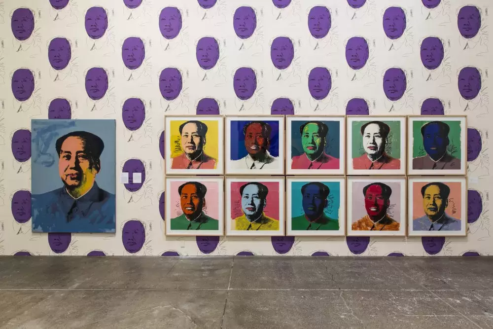 Multicoloured portraits of Chairman Mao Picture